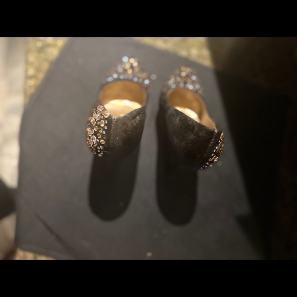 Studded stilettos $100.00⁉️ paid $345.00⁉️ - Picture 4 of 7